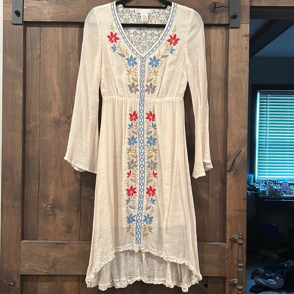Cream embroidered and lace dress